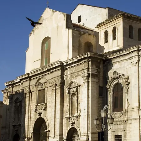 Domatia לינה וארוחת בוקר