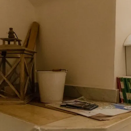 Oda ve Kahvaltı Domatia Barletta